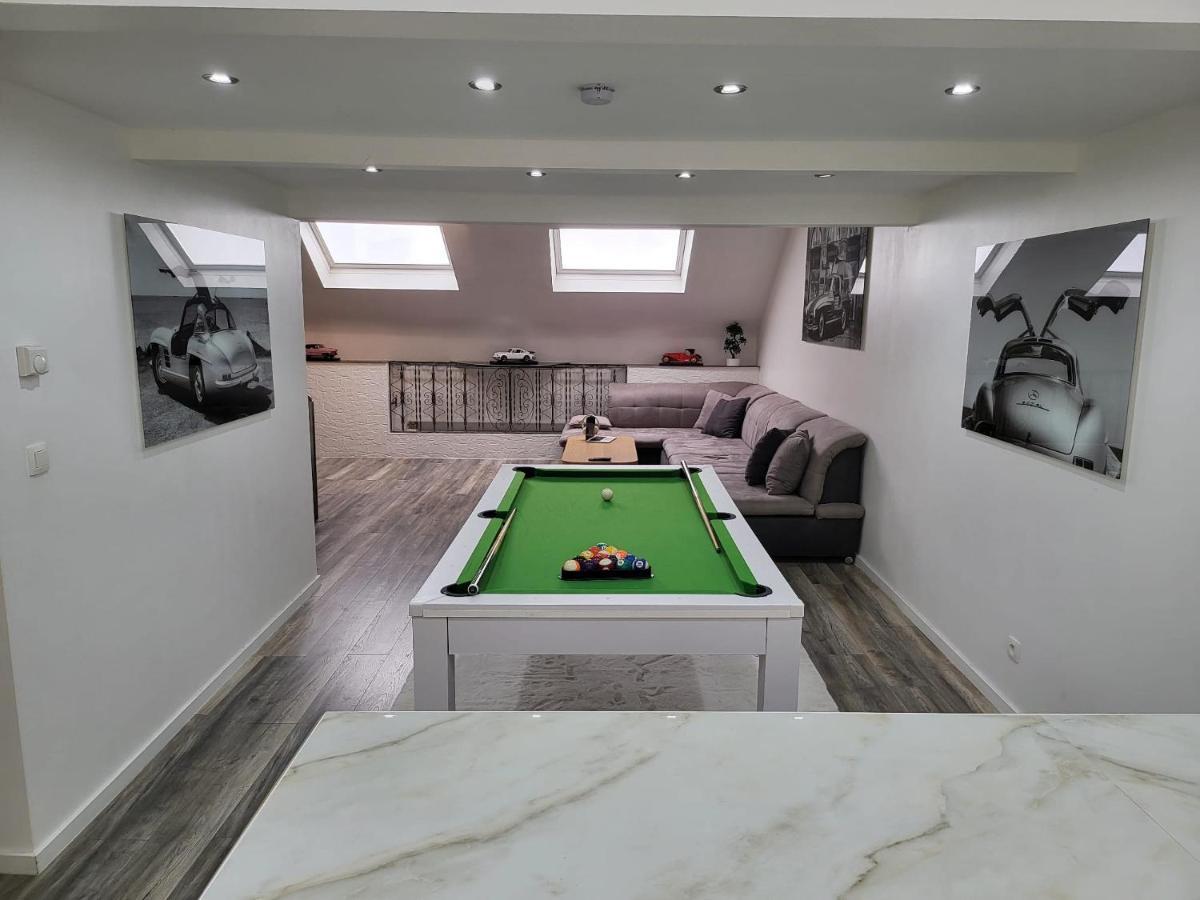 Duplex Elegant Situe A 1Min De La Gare Du Nord Apartment Брюксел Екстериор снимка
